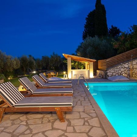 Villa Artemis Nikiana Exterior foto